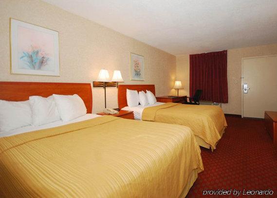 Greenville Inn & Suites Pokój zdjęcie
