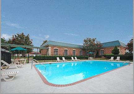 Greenville Inn & Suites Zewnętrze zdjęcie