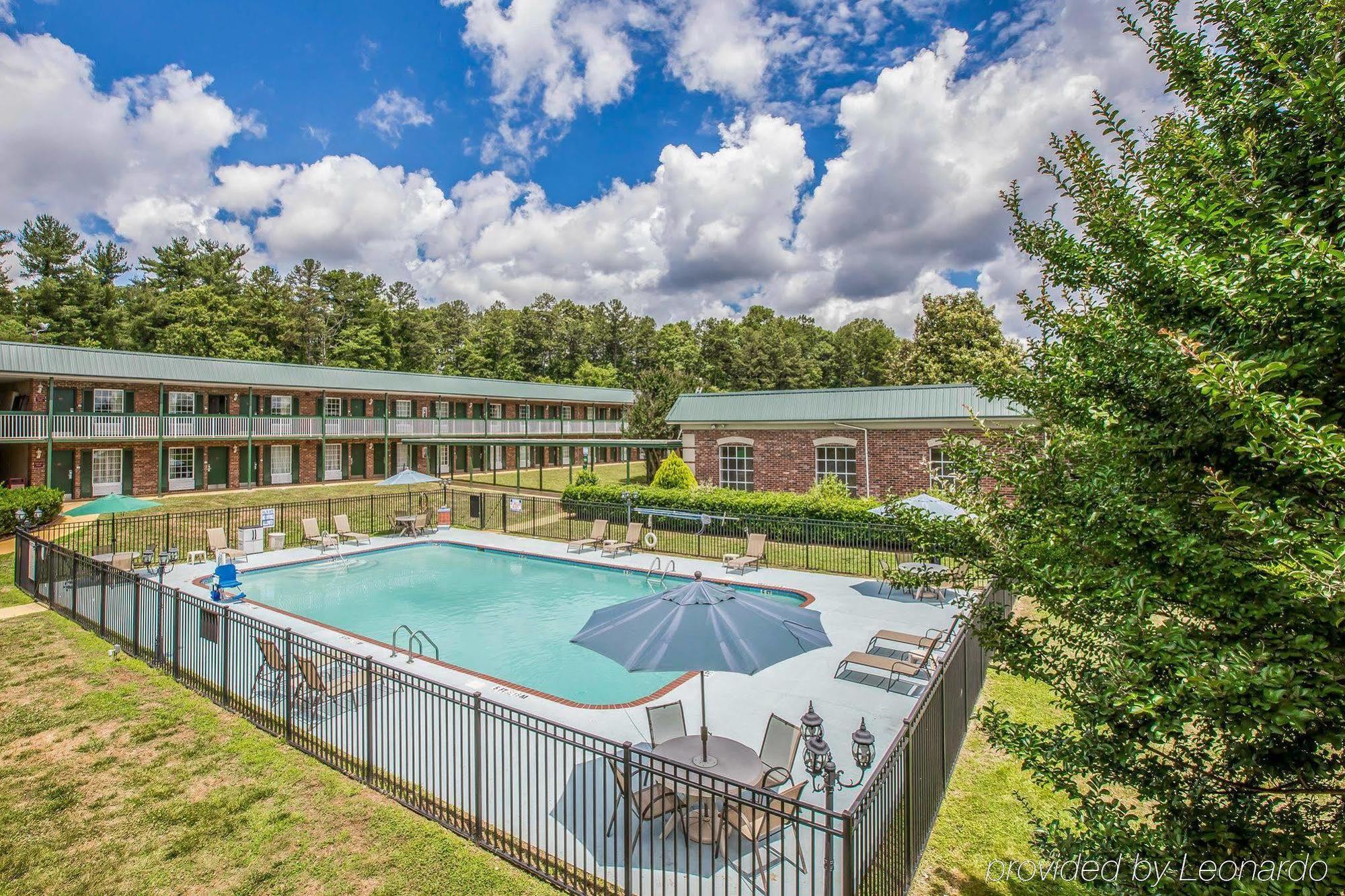 Greenville Inn & Suites Zewnętrze zdjęcie